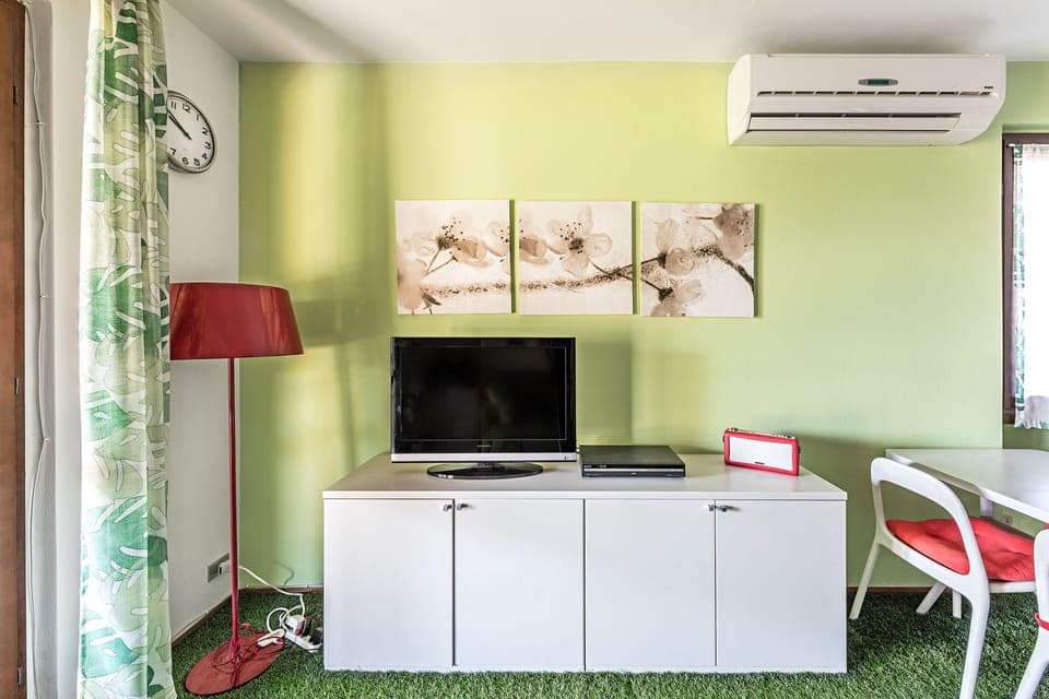 Apartment, Garden View | Television