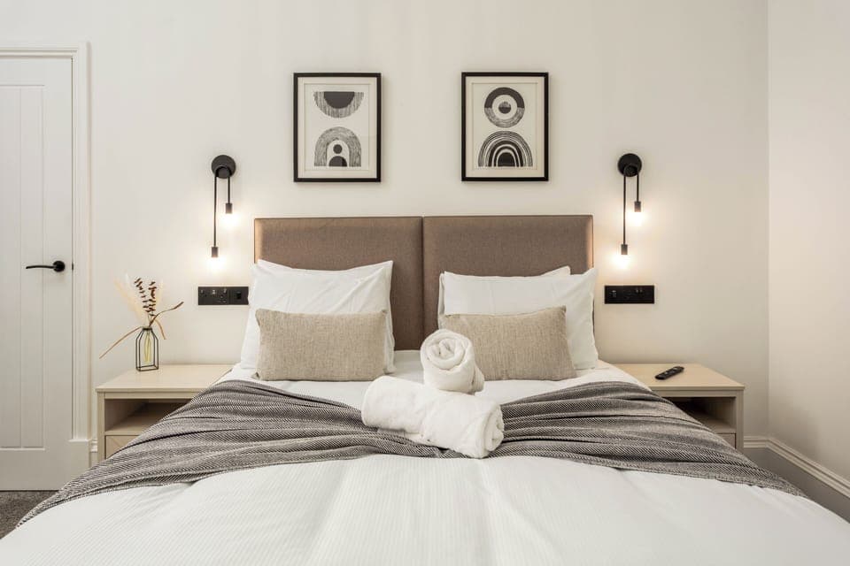 3 bedrooms, iron/ironing board, free WiFi