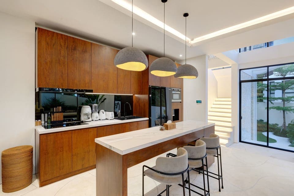 Luxury Villa | Private kitchen | Full-size fridge, microwave, blender, coffee grinder