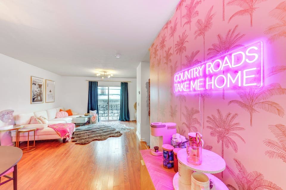Apartment (2 Bedrooms) | Front of property