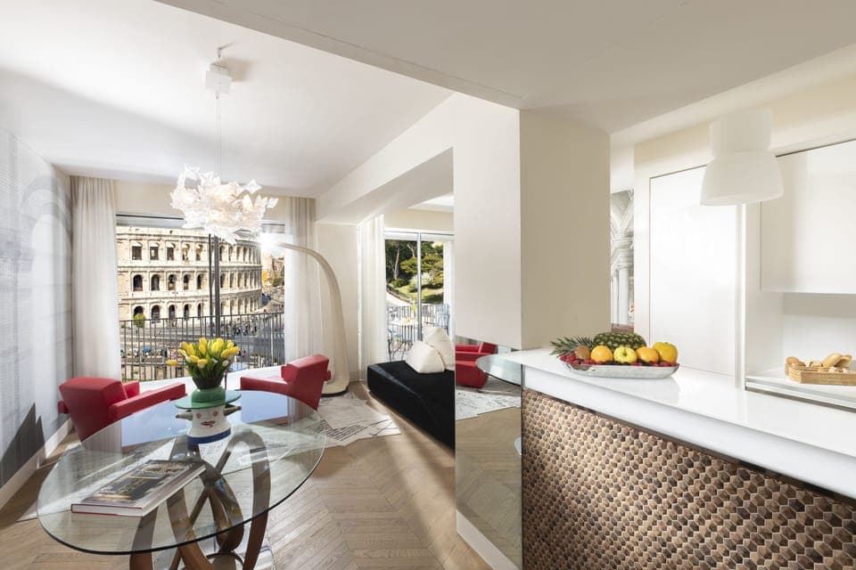 Suite Gallery (Colosseum View) | Living area | LCD TV, heated floors