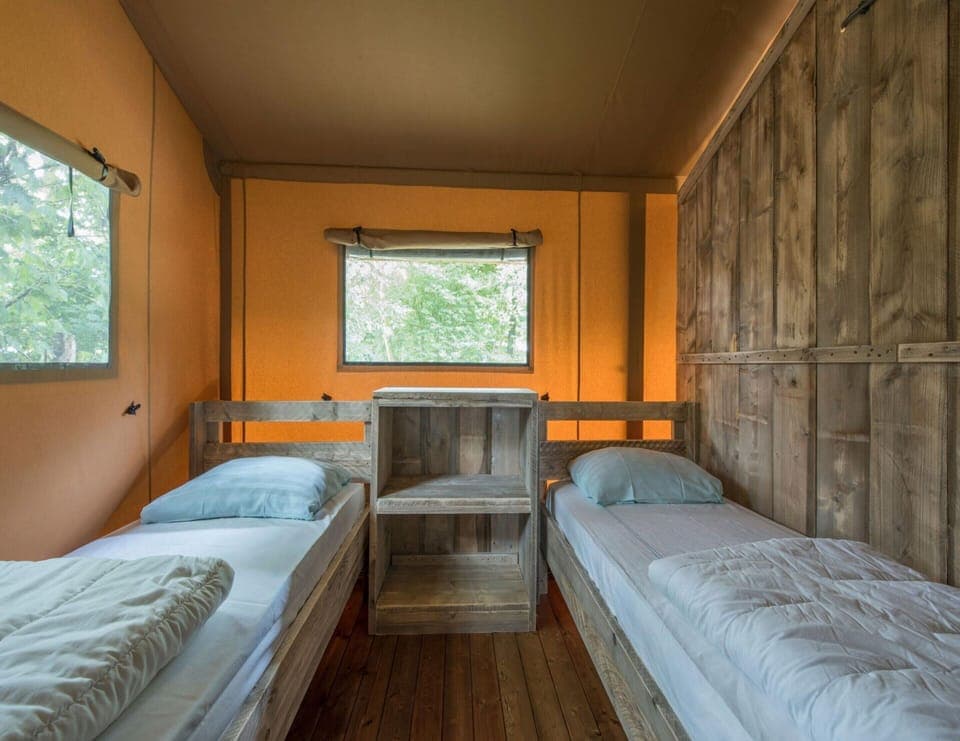 Tent | 3 bedrooms, individually furnished, bed sheets