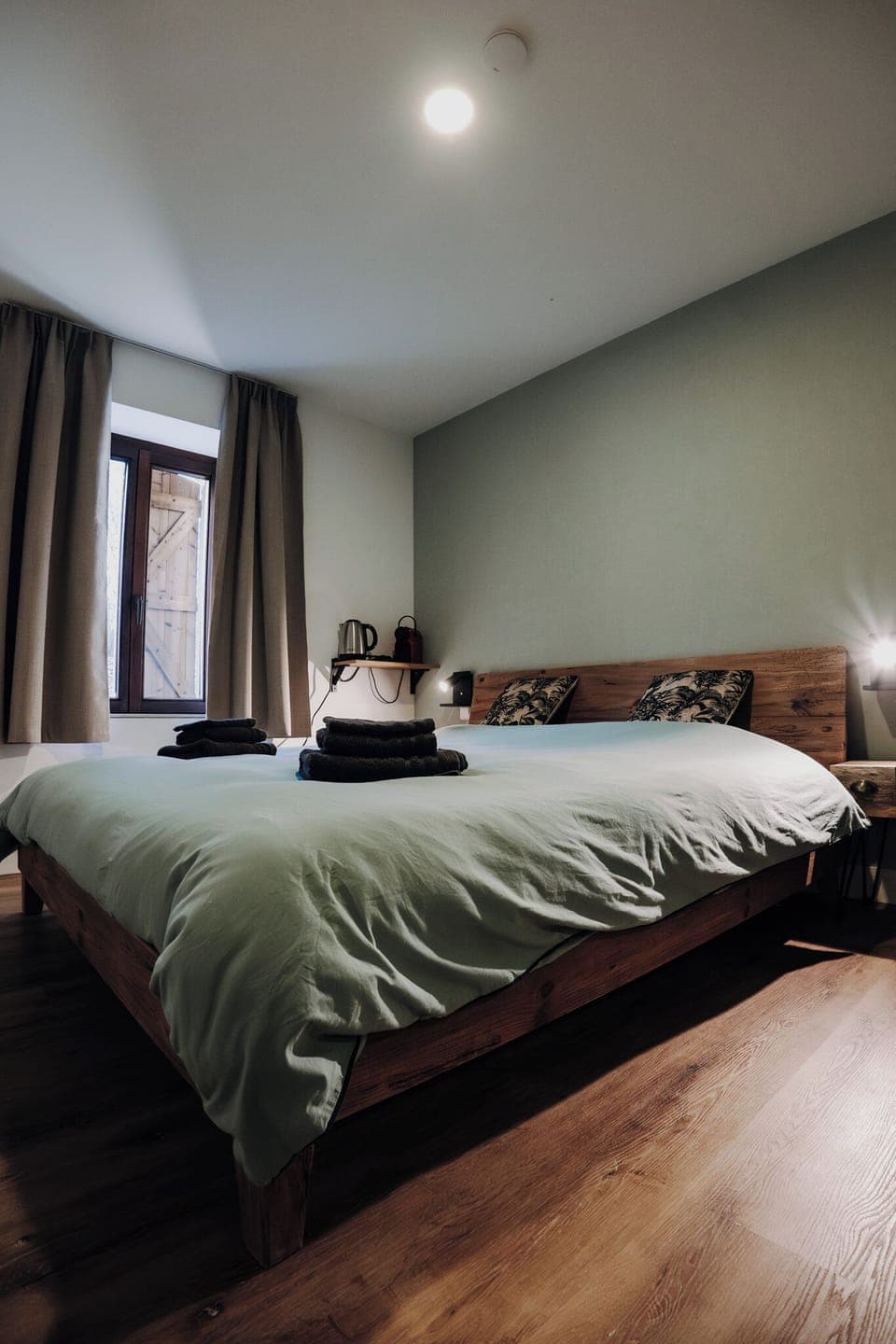 Room, Courtyard View | 1 bedroom, desk, laptop workspace, free WiFi