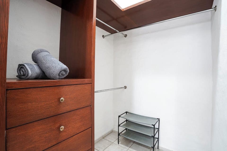 Family House, 4 Bedrooms, Private Pool, Pool View | Bathroom