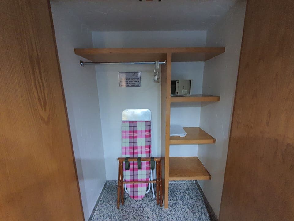 Egyptian cotton sheets, premium bedding, down comforters