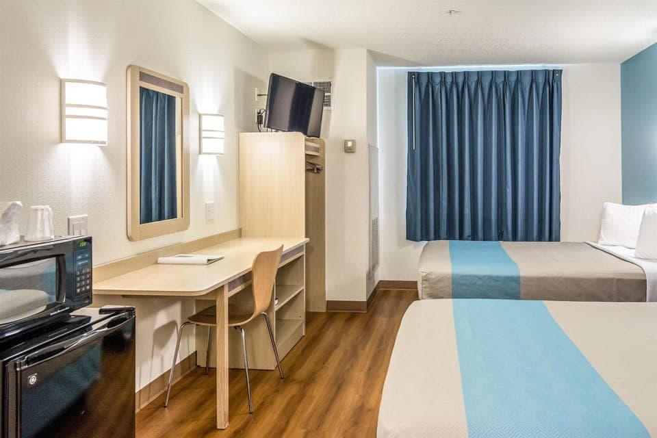 Desk, iron/ironing board, free WiFi, bed sheets