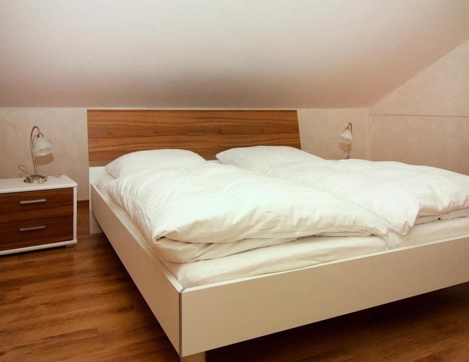 Apartment | 1 bedroom, individually furnished