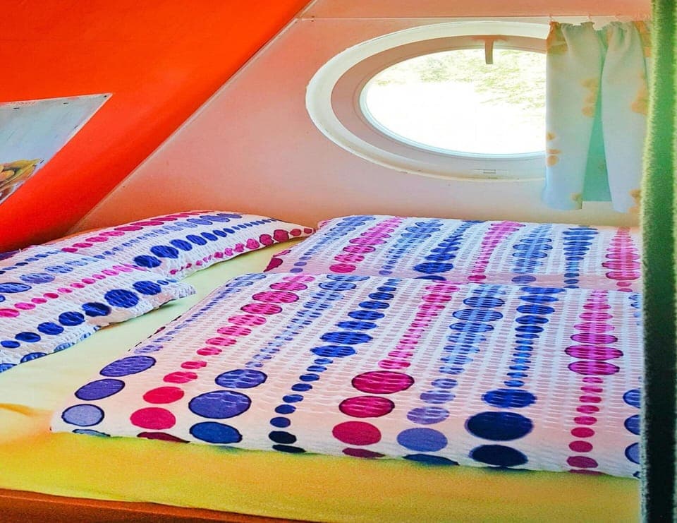 House | 2 bedrooms, individually furnished