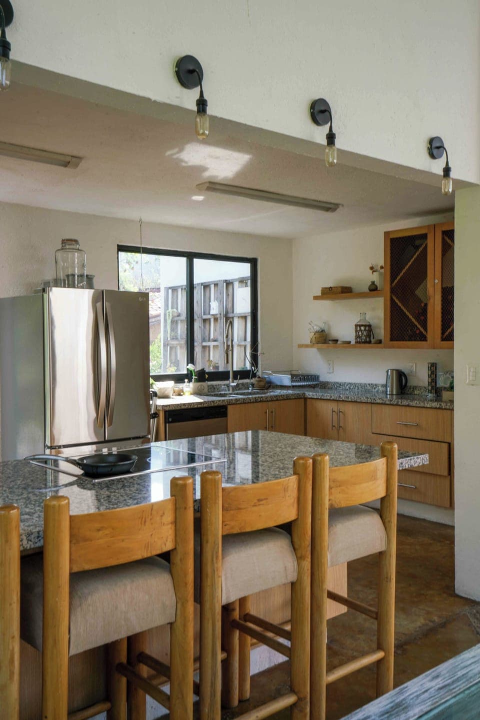 House, Private Pool, Mountain View | Private kitchen | Toaster