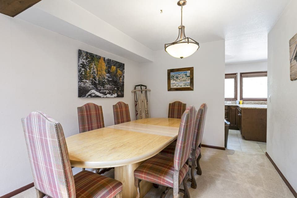 Townhome, 3 Bedrooms | Dining