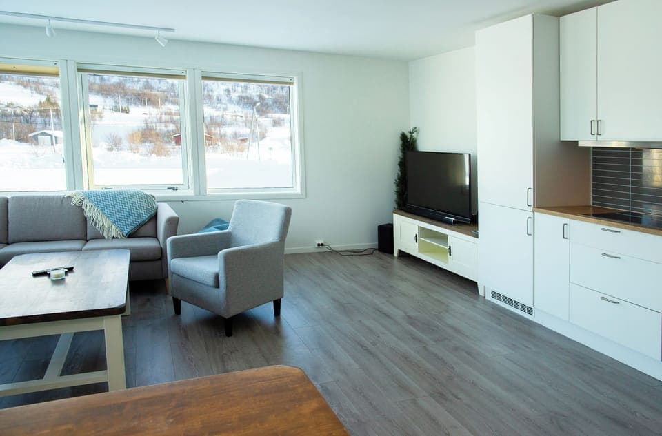 Apartment | Living area | TV