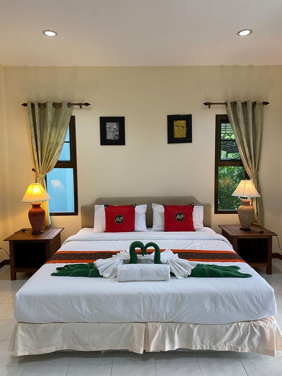 Family House 2 Bedroom Garden View | Free WiFi