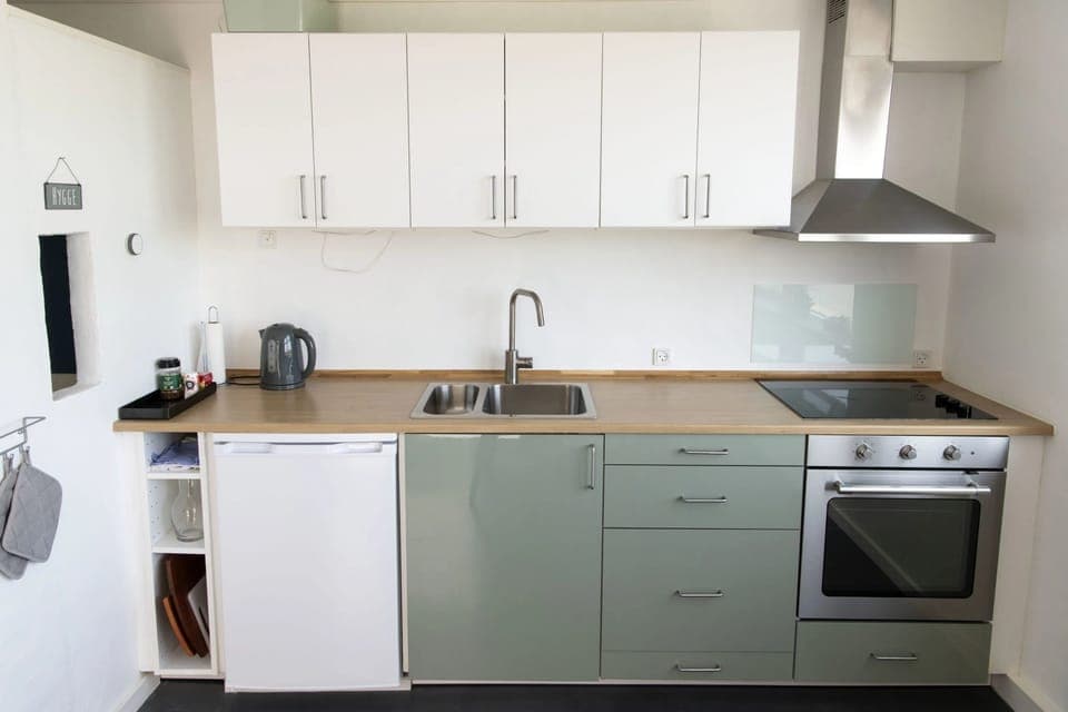 Family Studio, Bay View | Private kitchen | Coffee/tea maker, electric kettle