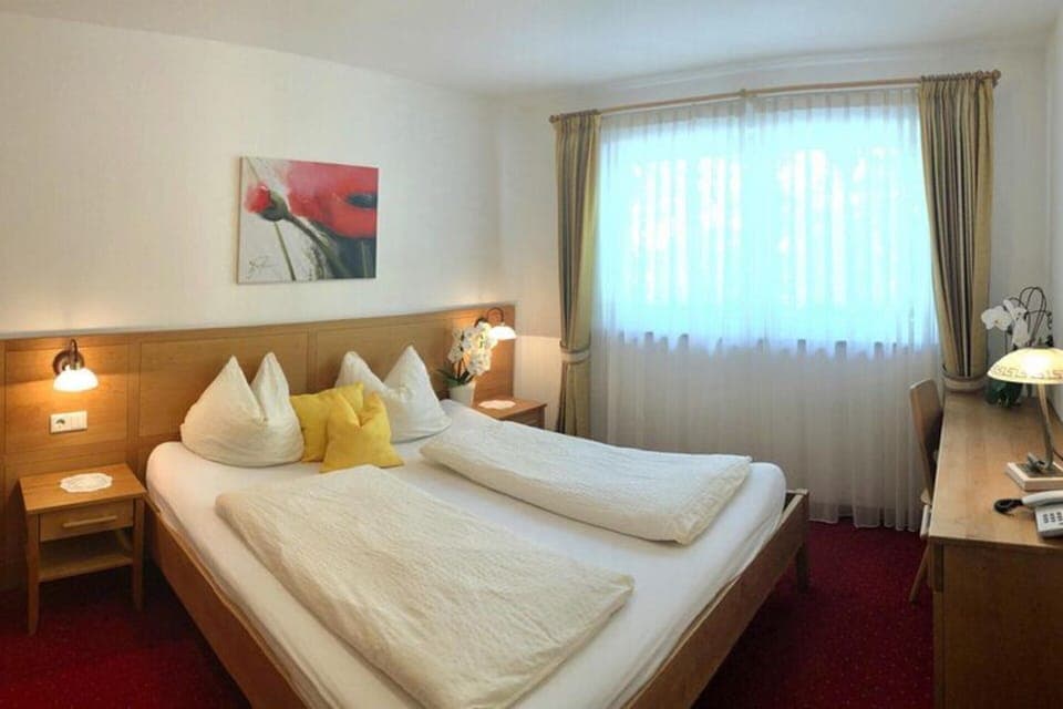 Apartment | 2 bedrooms, individually furnished, bed sheets