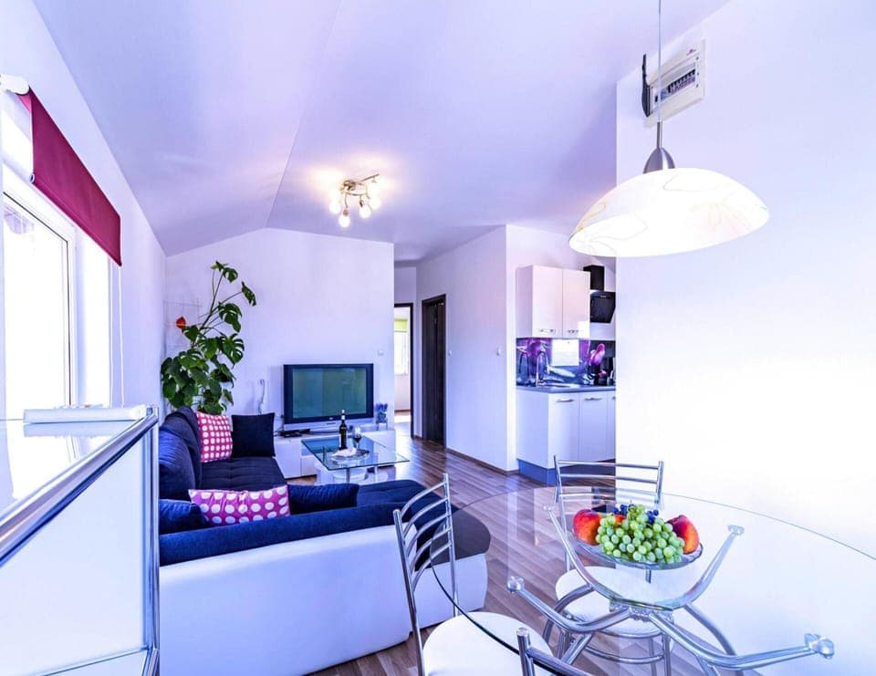 Apartment | Living room