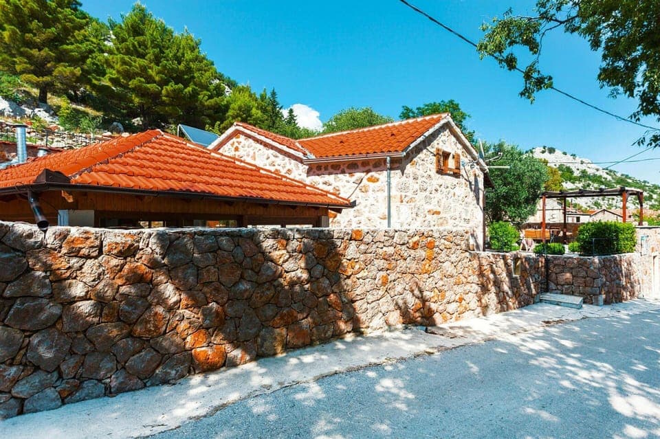 House | Exterior