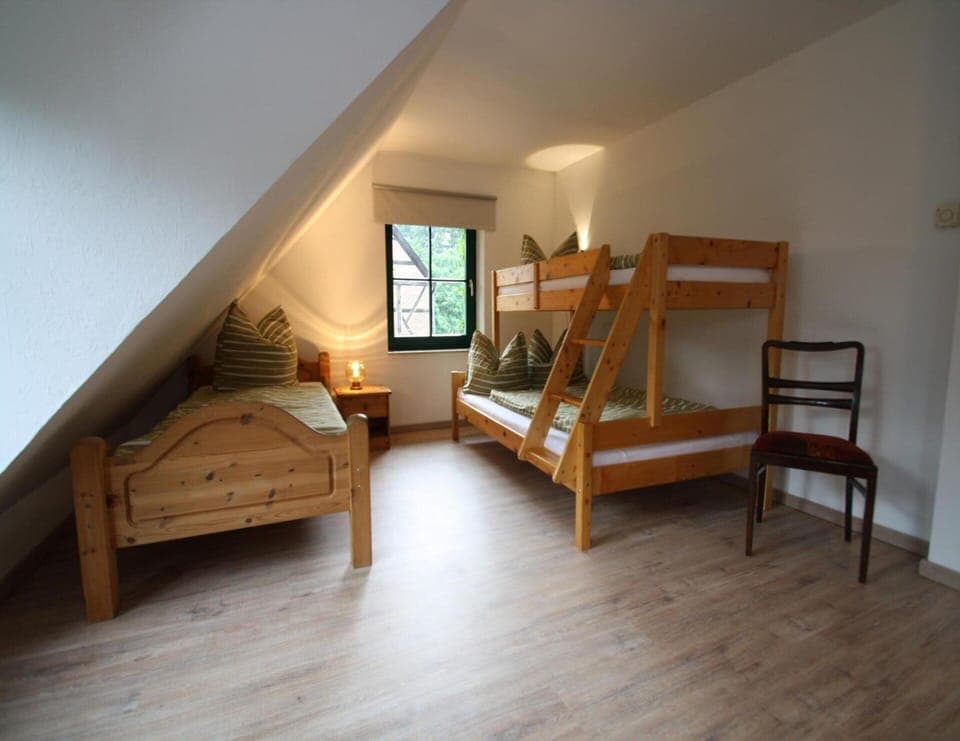 House | 2 bedrooms, individually furnished