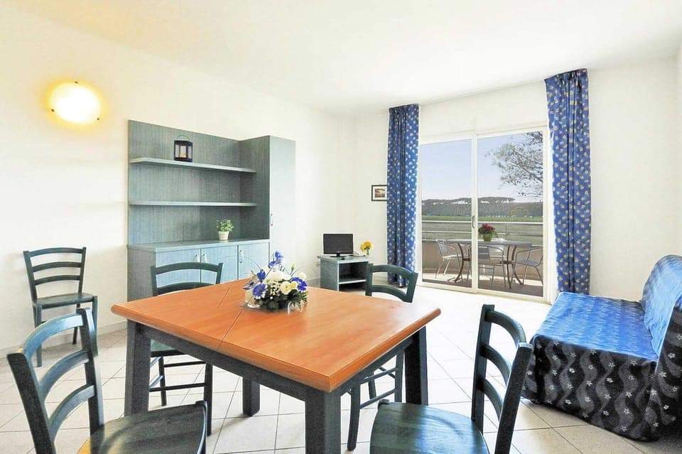 Apartment | Private kitchen | Highchair