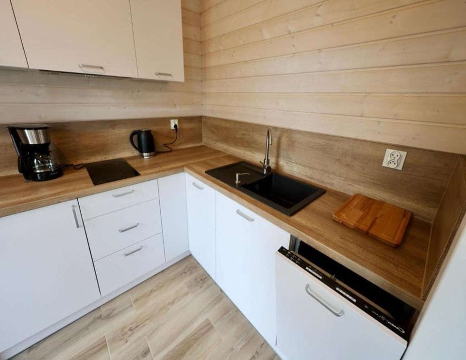 House | Private kitchen | Electric kettle, toaster, highchair