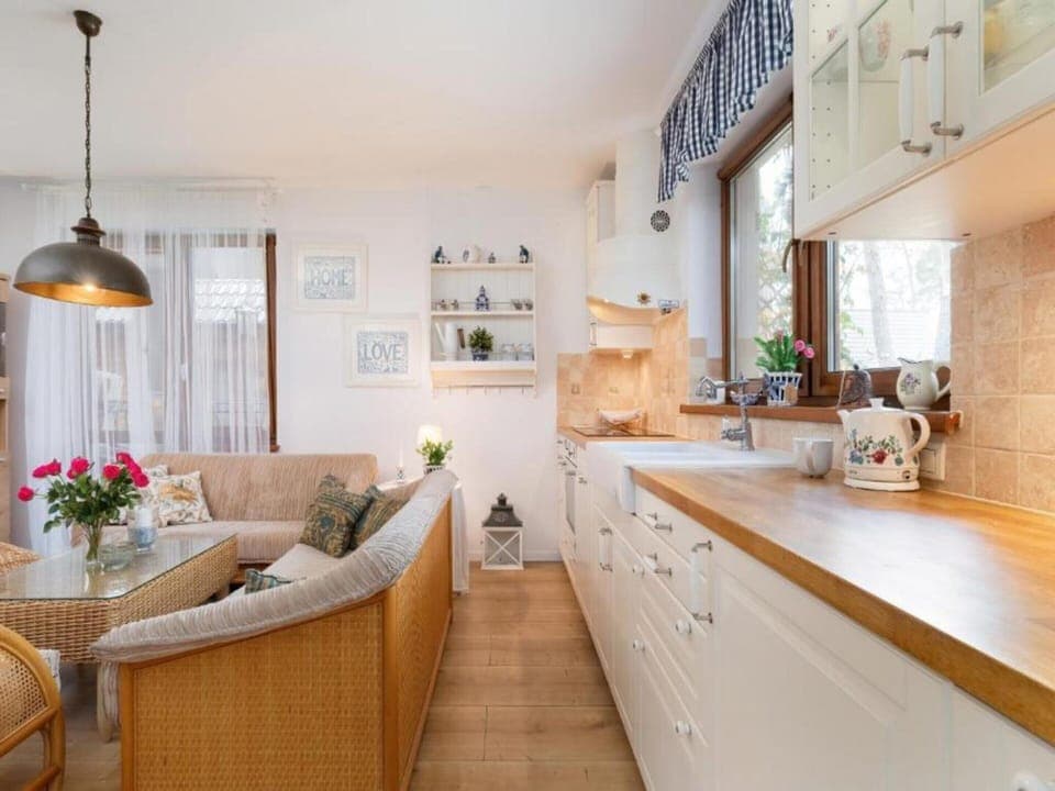 Apartment | Private kitchen | Electric kettle, toaster, highchair