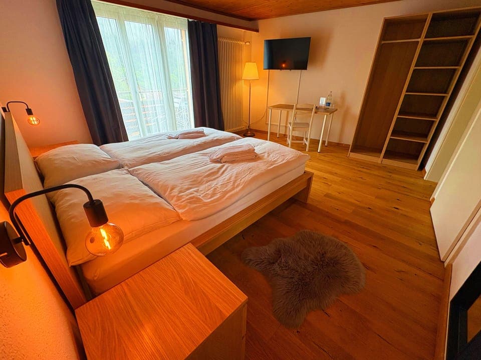 Economy Double Room | In-room safe, desk, laptop workspace, blackout drapes