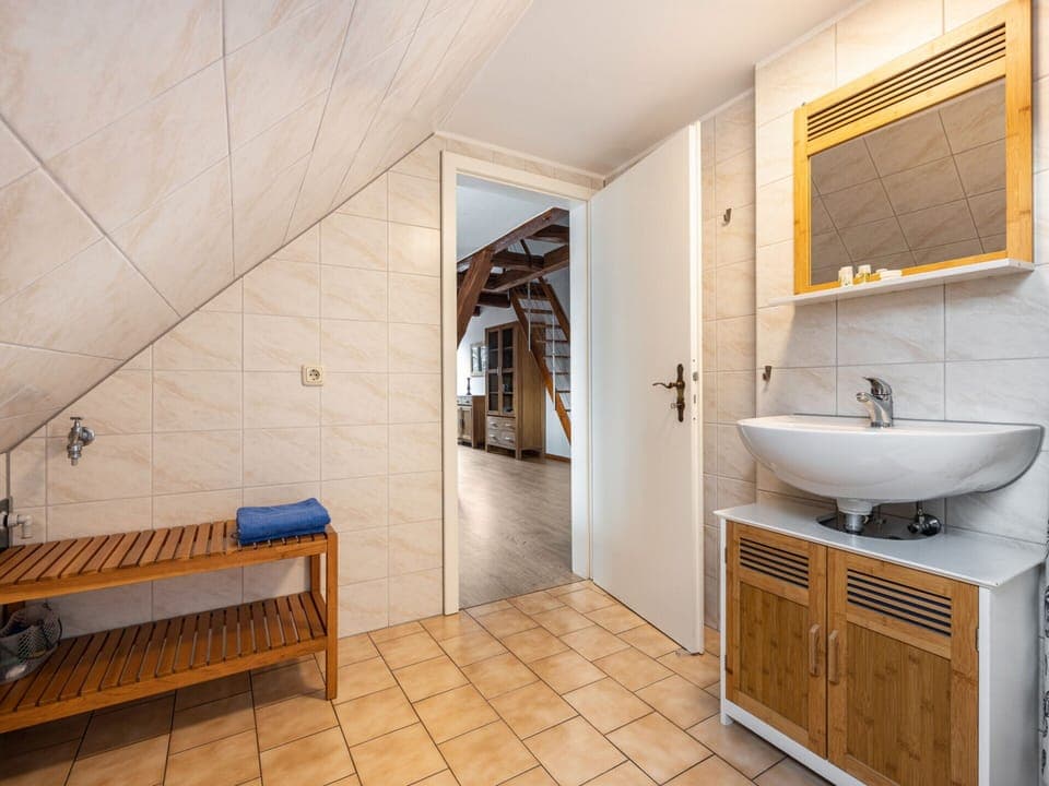 Apartment | Bathroom