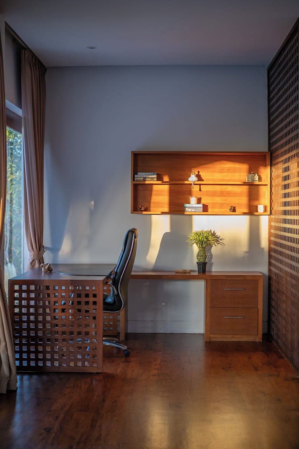 4 bedrooms, premium bedding, in-room safe, blackout drapes