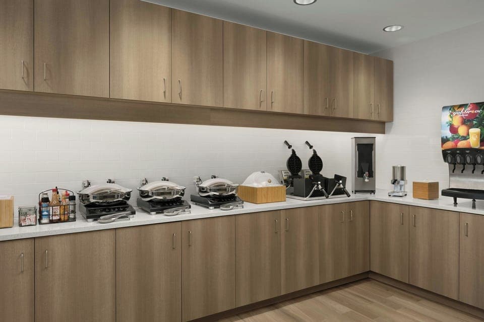 Free daily buffet breakfast