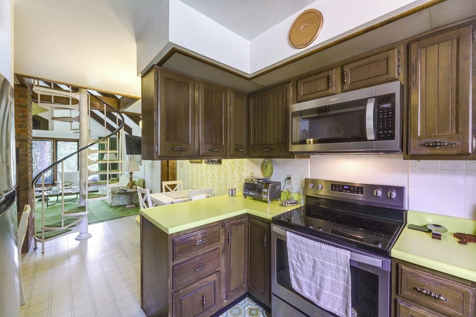 House (2 Bedrooms) | Interior