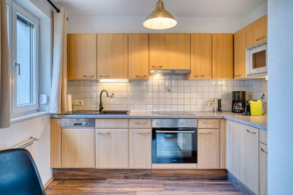 Apartment, 2 Bedrooms, Balcony, Garden View | Interior