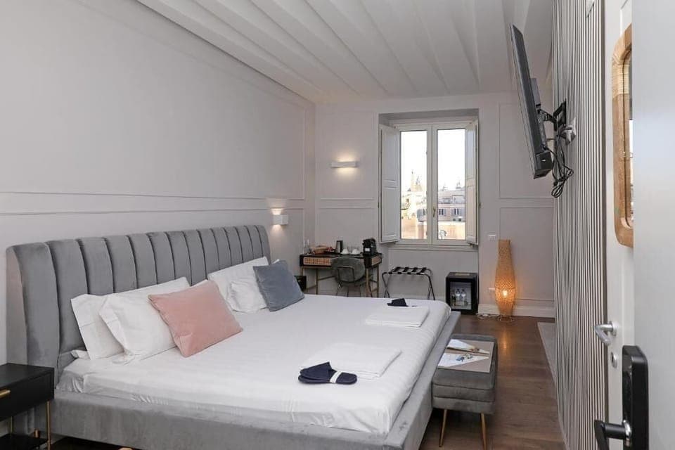 Egyptian cotton sheets, premium bedding, down comforters