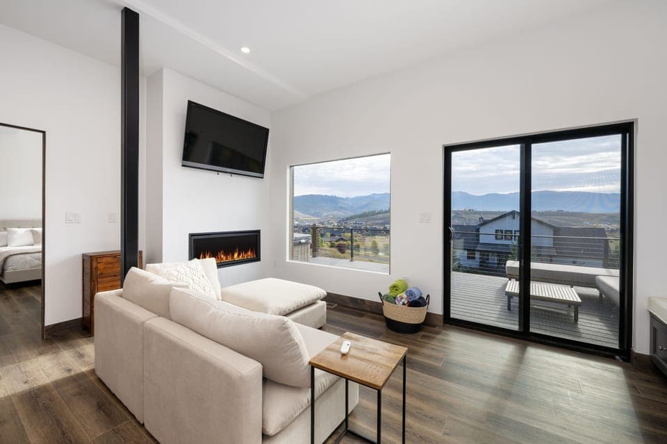 House, 2 Bedrooms | Living area | Smart TV