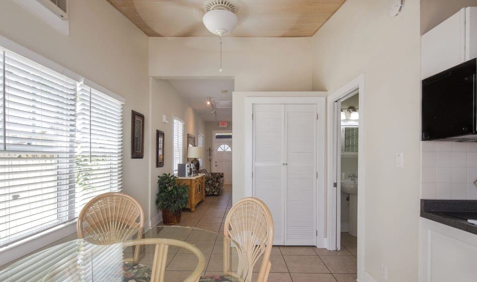 Villa, 1 King Bed with Sofabed, Kitchen at Wicker House, 913 Duval Street | In-room dining