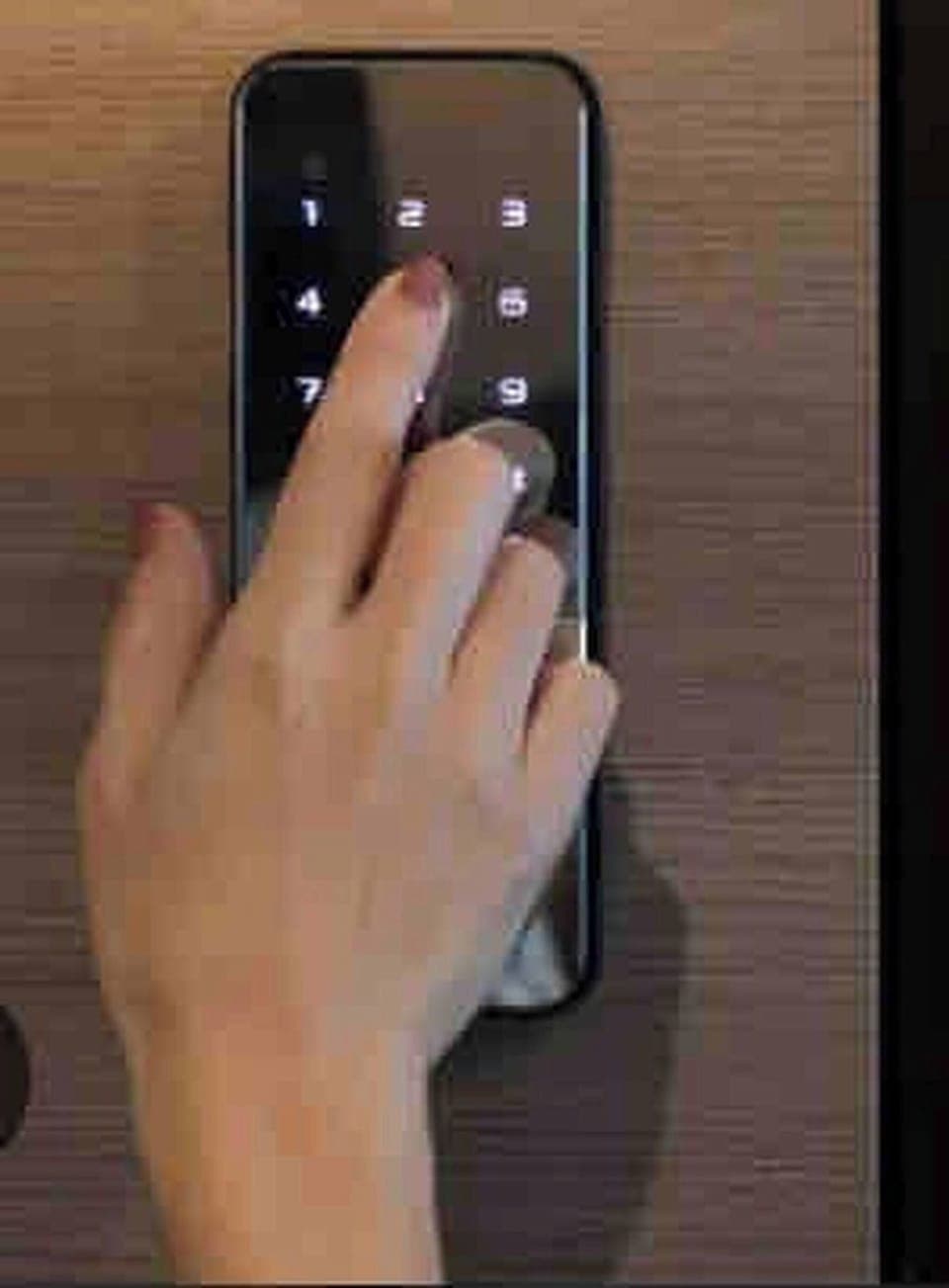 House, 2 Bedrooms, Smoking, Balcony | Property entrance