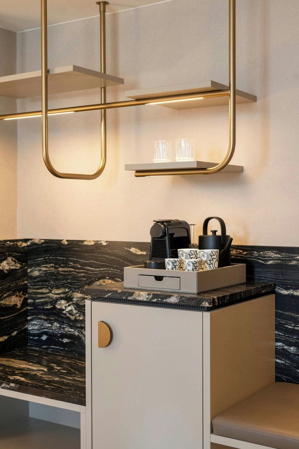 Junior Room, 1 King Bed | 1 bedroom, premium bedding, in-room safe, soundproofing