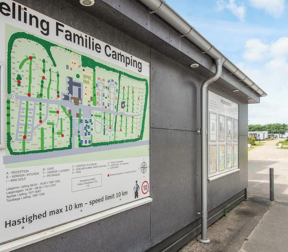 House | Miscellaneous