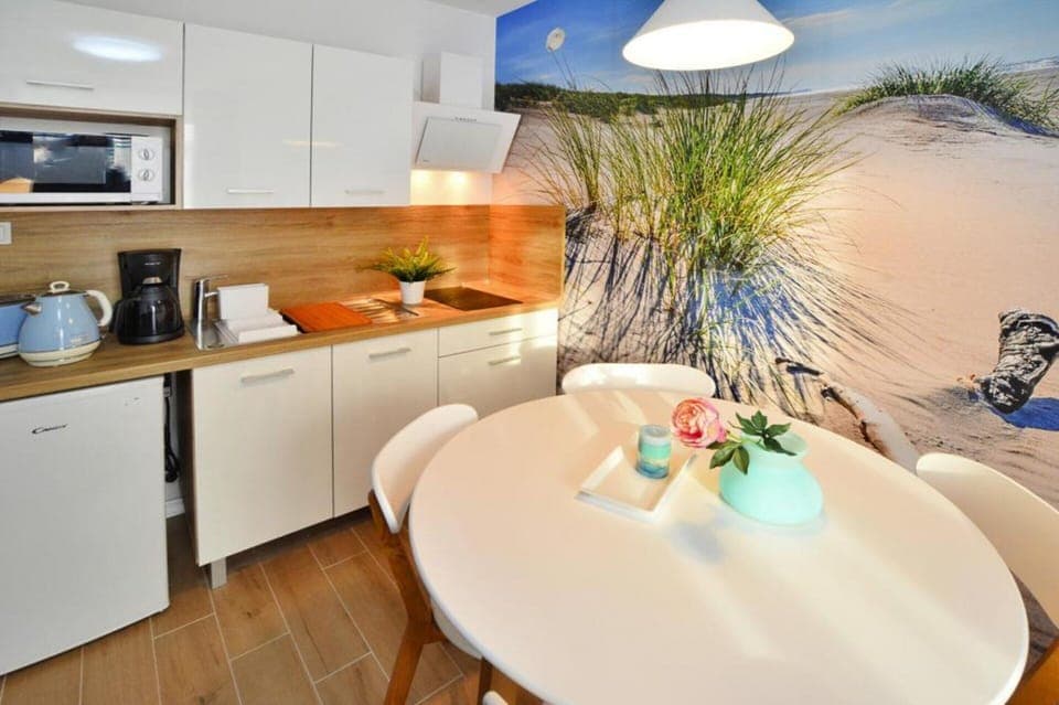 Comfort Apartment, 2 Bedrooms | Dining