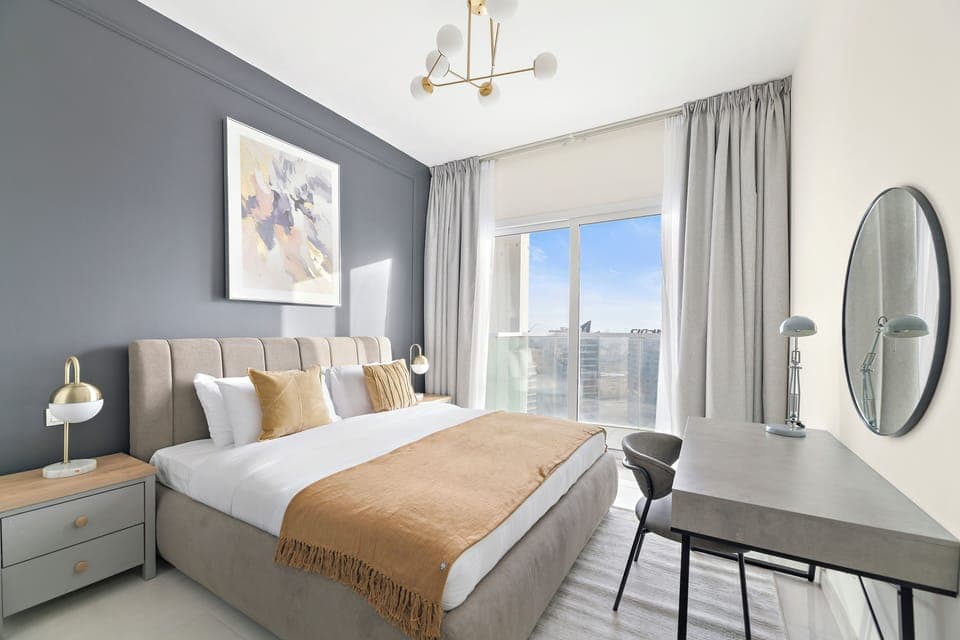 Deluxe Studio | Egyptian cotton sheets, premium bedding, memory foam beds