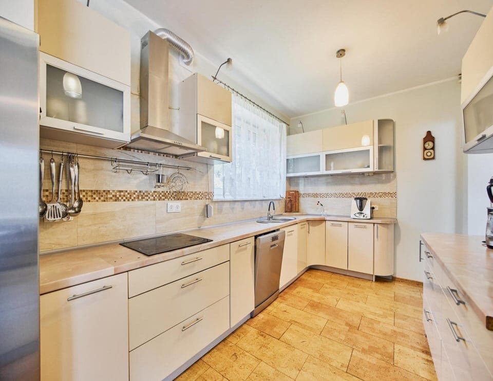 House | Private kitchen | Electric kettle, toaster