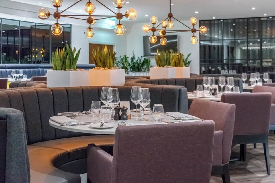 Breakfast and dinner served, local cuisine