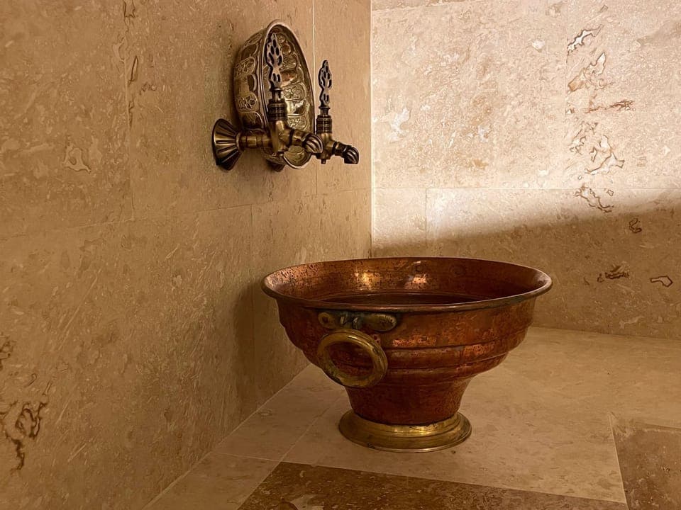 Royal Double Room, 1 Bedroom | Bathroom | Shower, hair dryer, slippers, towels