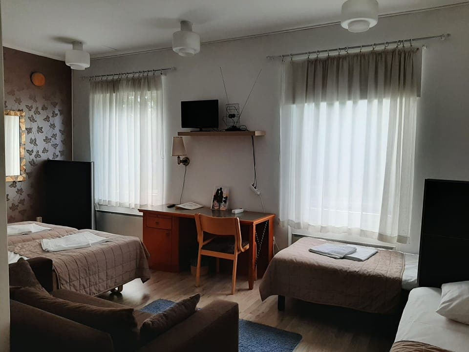 Family Room, Shared Bathroom | In-room safe, desk, soundproofing, iron/ironing board