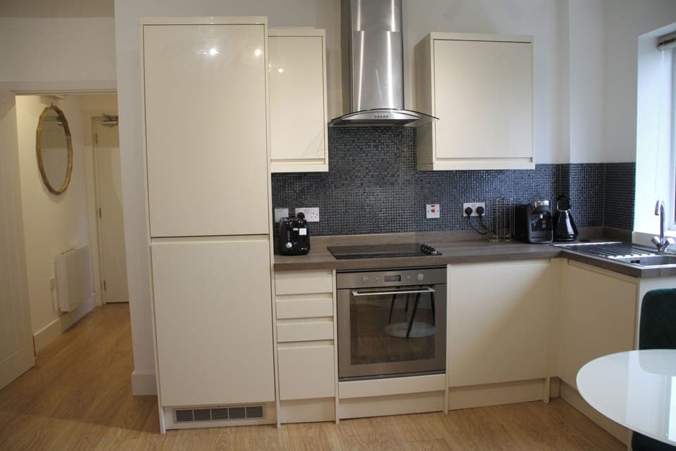 Apartment | Private kitchen | Fridge, microwave, oven, stovetop