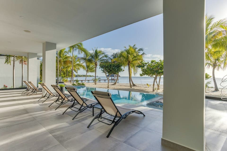 Majesty Villa (4 Bedrooms) w/ Balconies & Sea View | Terrace/patio