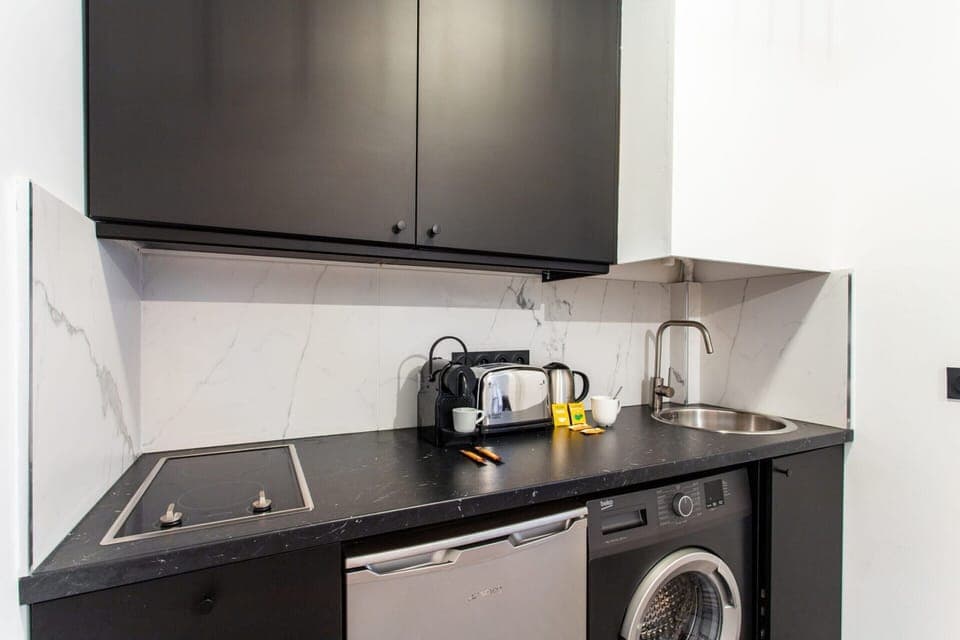 Apartment | Private kitchen | Stovetop