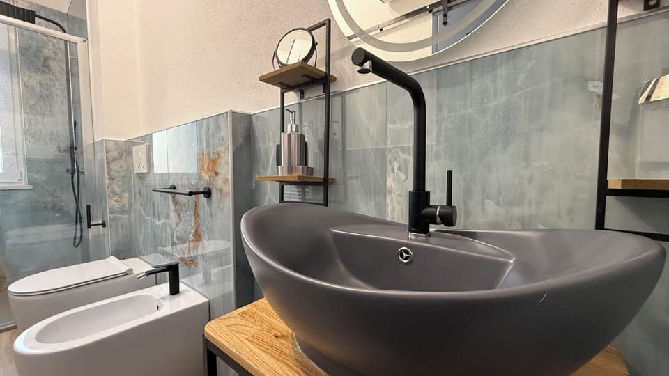 Apartment (1 Bedroom) | Interior