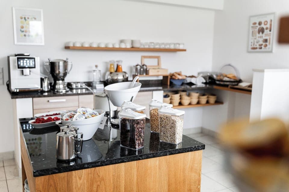 Daily buffet breakfast (EUR 10.99 per person)