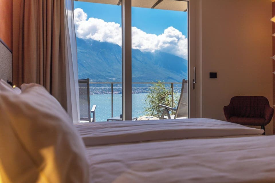 Junior Suite, Lake View (ACQUA 2+1) | In-room safe, free WiFi