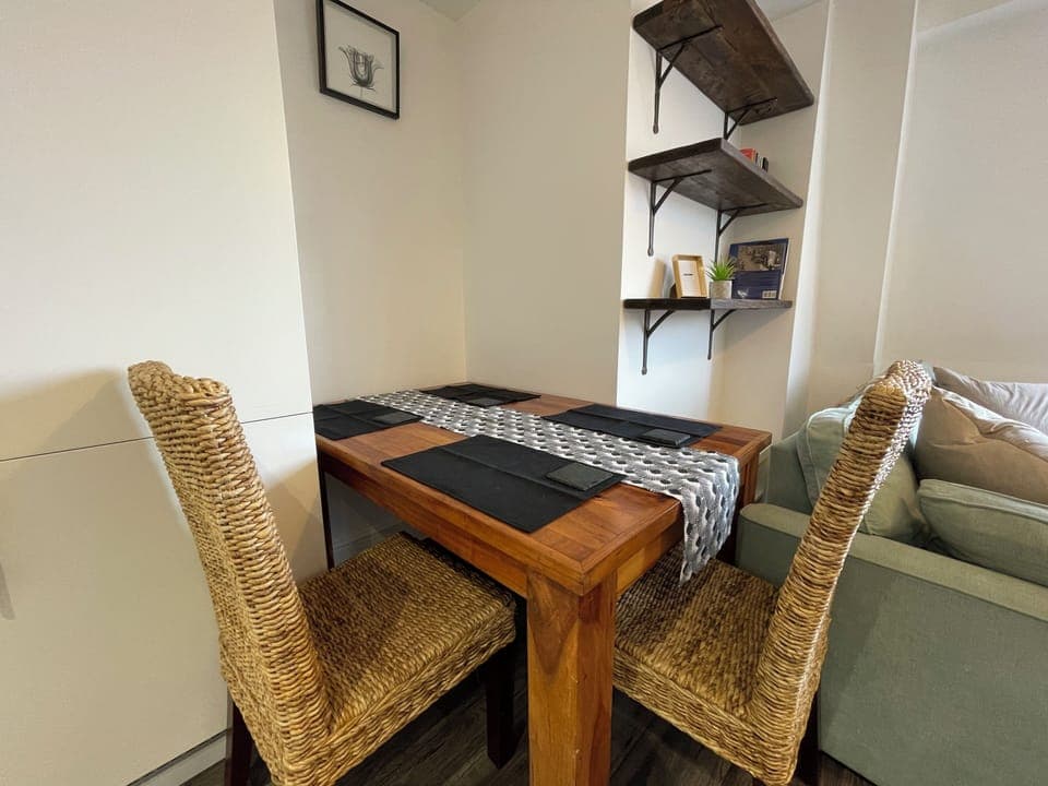 Comfort Apartment | In-room dining