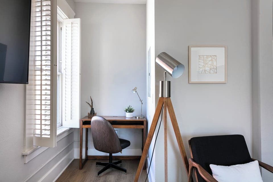 Standard Double Room, City View | Living area | 42-inch Smart TV with digital channels, Netflix, streaming services